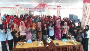 DHARMA WANITA BNNP SUMBAR KUNJUNGI LAPAS PEREMPUAN