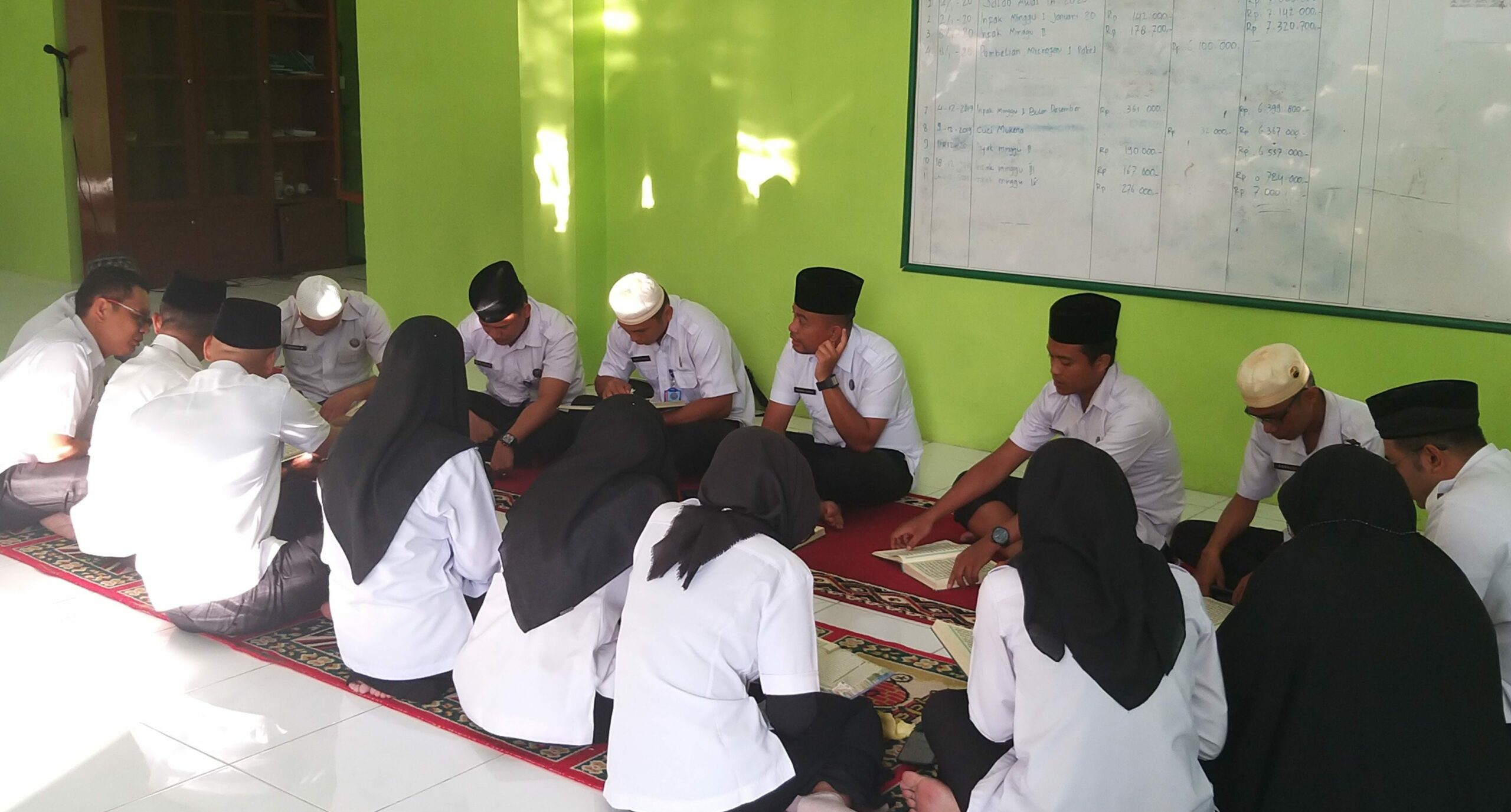 KEGIATAN TADARUS PERSONIL BNNP SUMATERA BARAT
