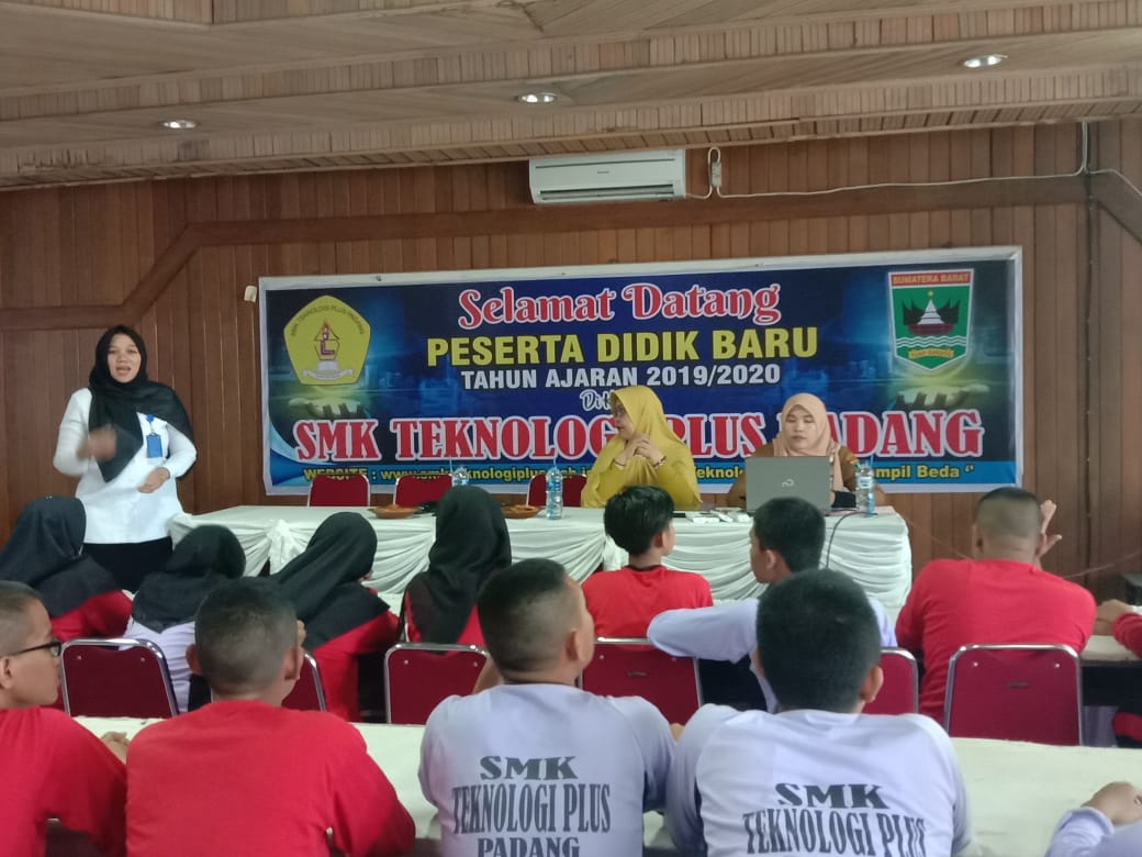 BNNP SUMBAR LAKUKAN KONSELING KELILING KE SMK