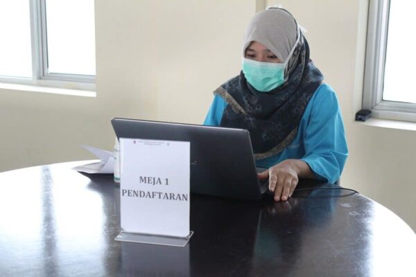 BNNP SUMBAR SUKSES VAKSINASI COVID-19
