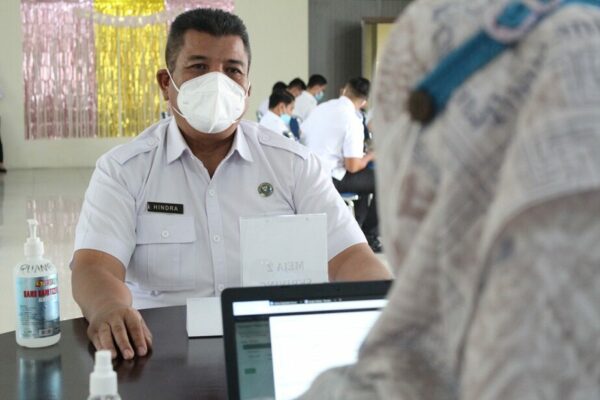 BNNP SUMBAR SUKSES VAKSINASI COVID-19
