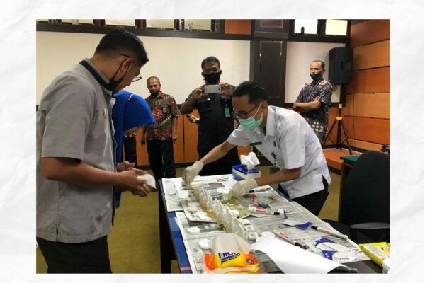 PELAKSANAAN TEST URINE BAGI PEGAWAI PENGADILAN AGAMA PADANG KELAS IA