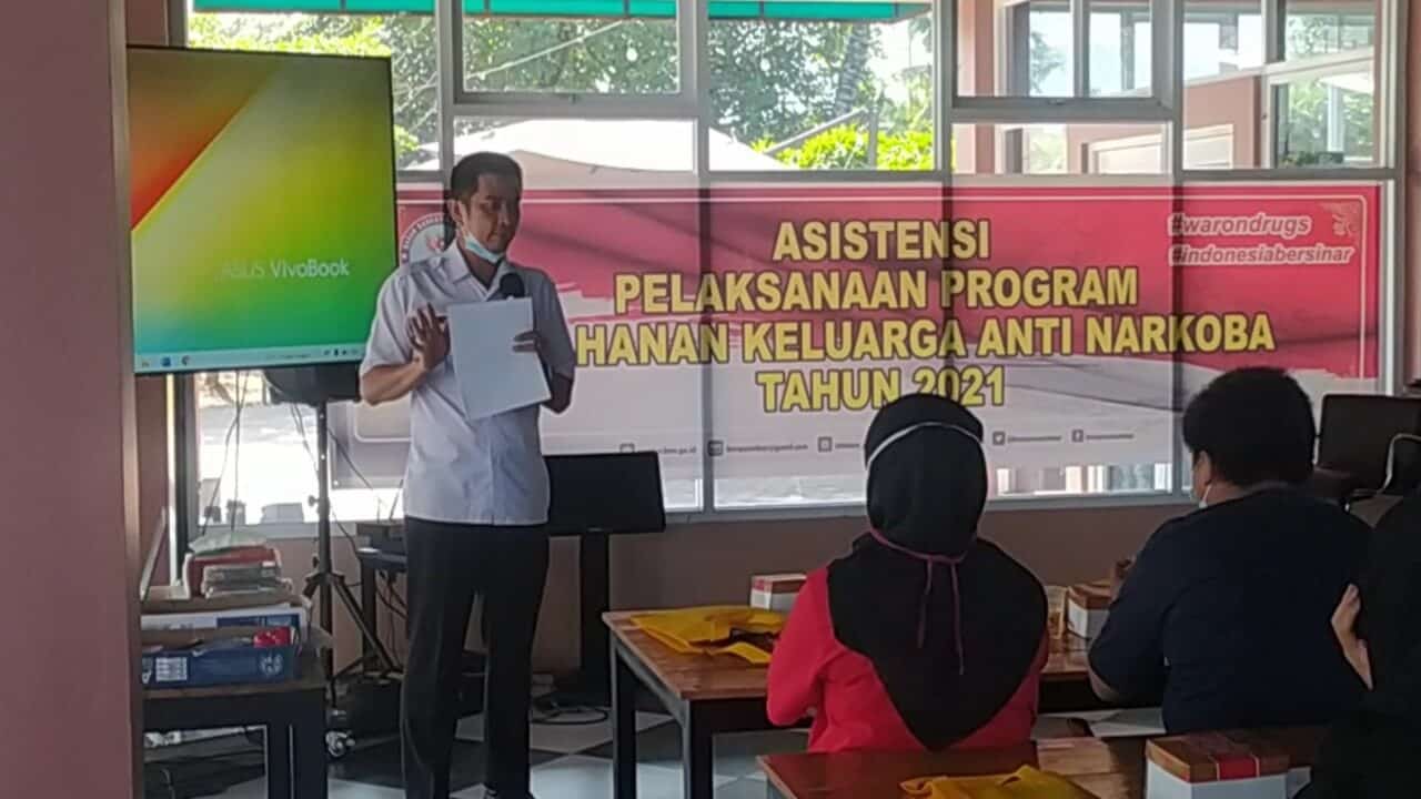 BERKOMUNIKASI DAN MENGENALI ANAK DALAM ASISTENSI KETAHANAN KELUARGA ANTI NARKOBA