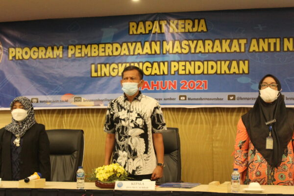 RAPAT KERJA PROGRAM PEMBERDAYAAN MASYARAKAT ANTI NARKOBA LINGKUNGAN PENDIDIKAN TAHUN 2021