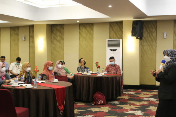 RAPAT KERJA PROGRAM PEMBERDAYAAN MASYARAKAT ANTI NARKOBA LINGKUNGAN PENDIDIKAN TAHUN 2021