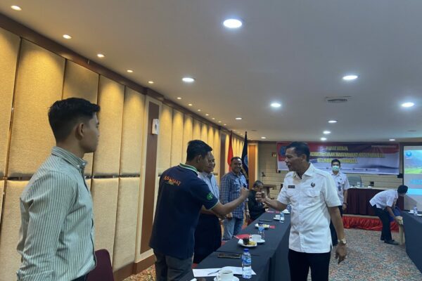 RAPAT KERJA PROGRAM PEMBERDAYAAN MASYARAKAT ANTI NARKOBA DI LINGKUNGAN DUNIA USAHA / SWASTA