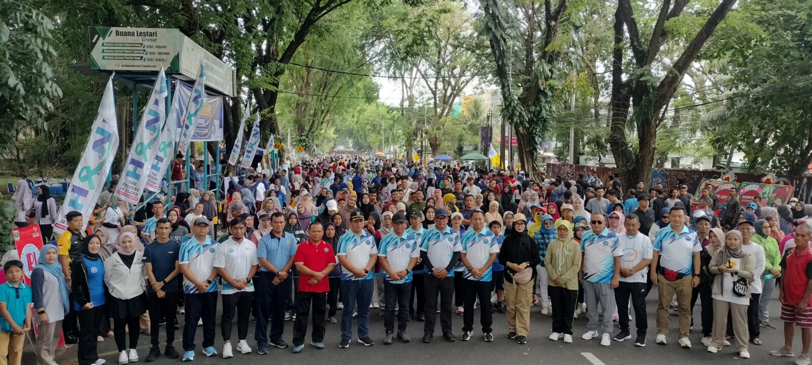 DALAM RANGKA HANI 2025, BNNP SUMATERA BARAT GELAR SENAM BERSINAR, AJAK MASYARAKAT HIDUP SEHAT DAN BEBAS NARKOBA DALAM RANGKA HANI 2025, BNNP SUMATERA BARAT GELAR SENAM BERSINAR, AJAK MASYARAKAT HIDUP SEHAT DAN BEBAS NARKOBA